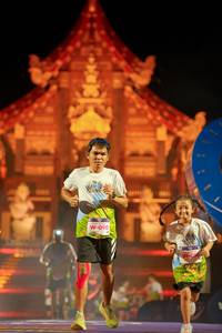 BIB: 090
                            <button type="button" onclick="openModal(22474734)" class="btn btn-primary btn-sm float-right btn-popup" data-toggle="modal" data-target=".modal-high-quality">
                        <i class="fas fa-shopping-cart"></i> Add to Cart
                    </button>
                                            <button type="button" onclick="isThisMe(22474734, true)" class="btn btn-success btn-sm float-right btn-popup btn-isme hidden" data-toggle="tooltip" data-placement="bottom" title="นี่คือรูปของคุณใช่ไหม คลิกที่นี่เพื่อเอาเข้าอัลบั้ม">
                        <i class="fas fa-plus"></i> Add to album
                    </button>
                    <button type="button" onclick="isThisMe(22474734, false)" class="btn btn-warning btn-sm float-right btn-popup btn-isnotme hidden">
                        <i class="fas fa-ban"></i> Remove from album
                    </button>